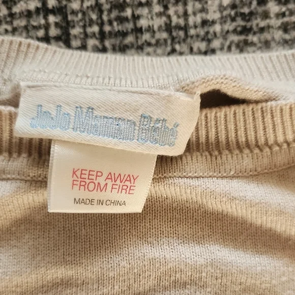 Medium Maternity Shirts See Pictures For Brands - Picture 6 of 11